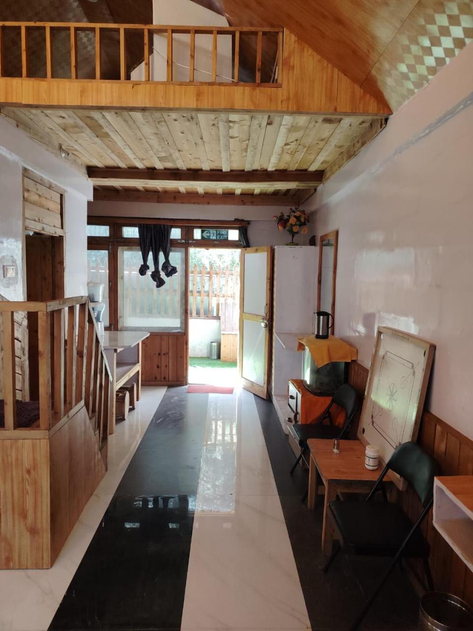 Matri Pitri Cottage Matiana エクステリア 写真